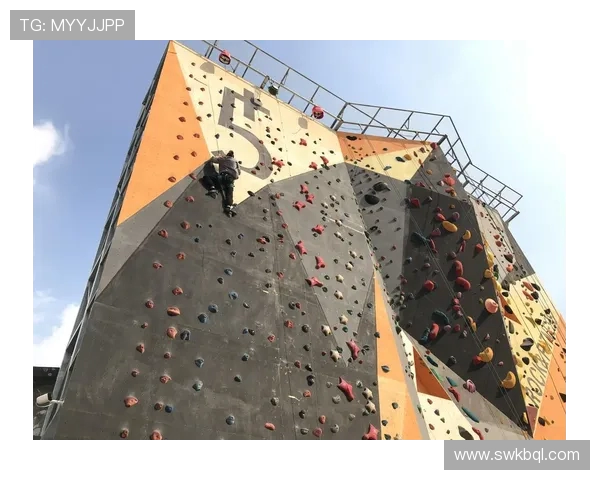 重庆攀岩队的节奏与挑战：聚焦攀岩运动的热情与未来发展